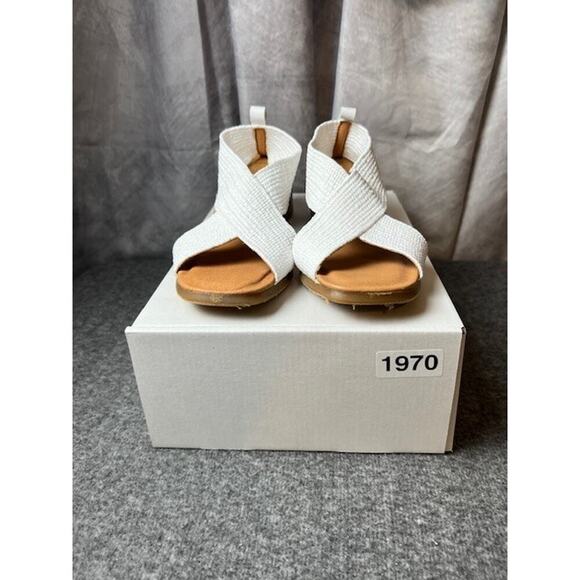 Andre Assous Naira Sandal Women's White Sz 39 - Picture 11 of 11